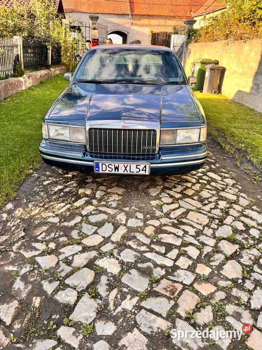 Lincoln town car 46
