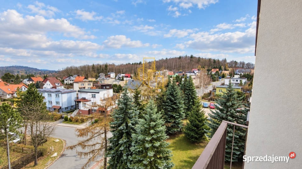 3 pokoje 603 m balkon widok na góry Jelenia Góra