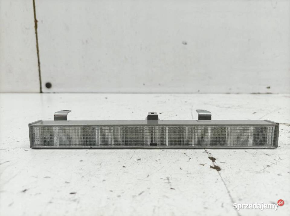 ŚWIATŁO STOP 8157005100 Toyota Corolla XI 2013 Światła stop