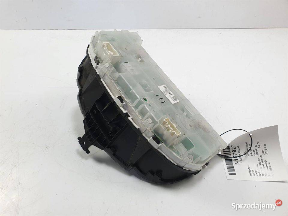 LICZNIK ZEGAR MITSHUBISHI PAJERO IV 810B217 kujawsko-pomorskie