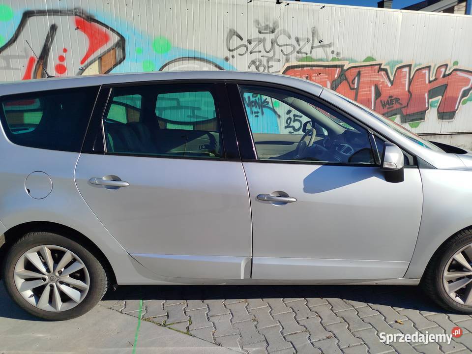 Renault Grand Scenic 20 16V 140 CVT Luxe