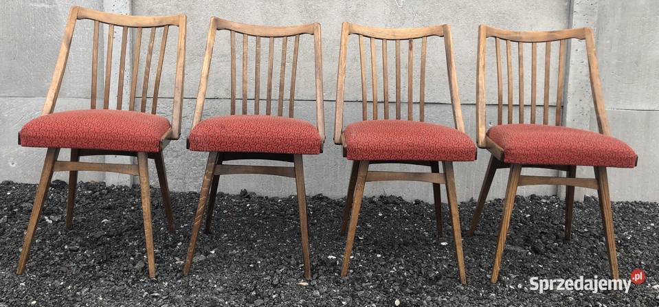 Komplet 4 krzeseł proj A Suman TON Kłodzko
