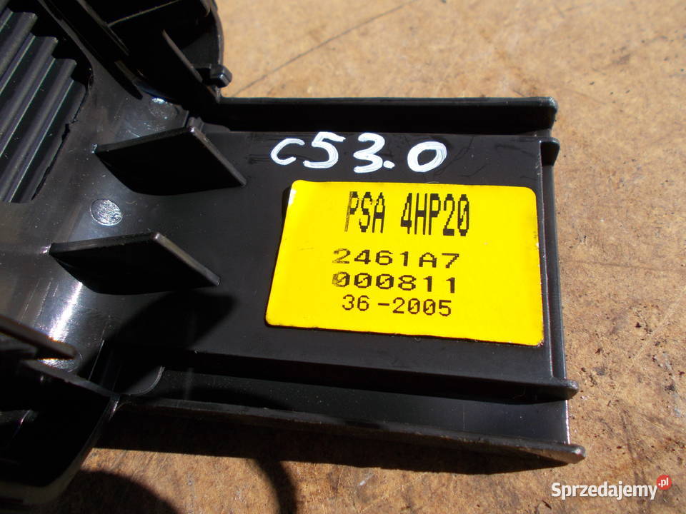 citroen C5 30 v6 02r osłona lewarka automat osobowe