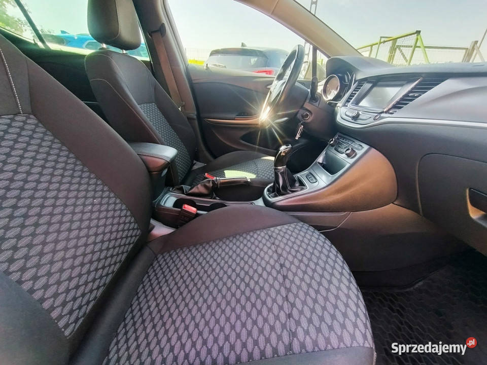 Opel Astra 14 100 K 20152021 światła przeciwmgielne małopolskie Harklowa