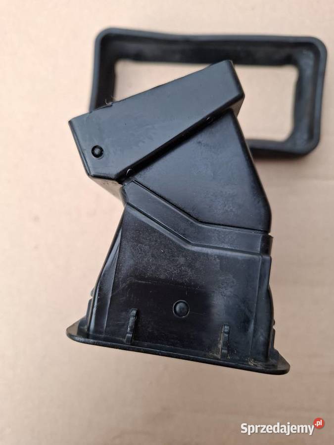 Kratka nawiewu powietrza kratki Fiat 126p Maluch osobowe opolskie Strzelce Opolskie