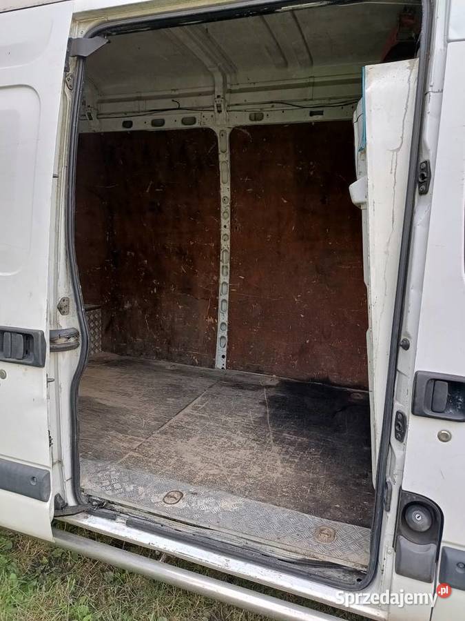 Usługi transportowe przeprowadzki wywóz złomu dolnośląskie Legnica