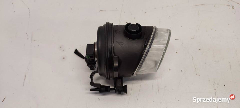 MERCEDES VITO W447 HALOGEN PRAWY A2128201056