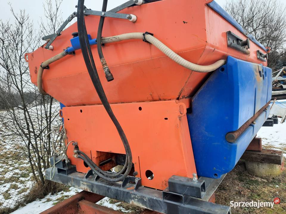 PIASKARKOSOLARKA SCHMIDT STRATOS Rok produkcji 2005 Pługi (piaskarki) Szydłowiec sprzedam