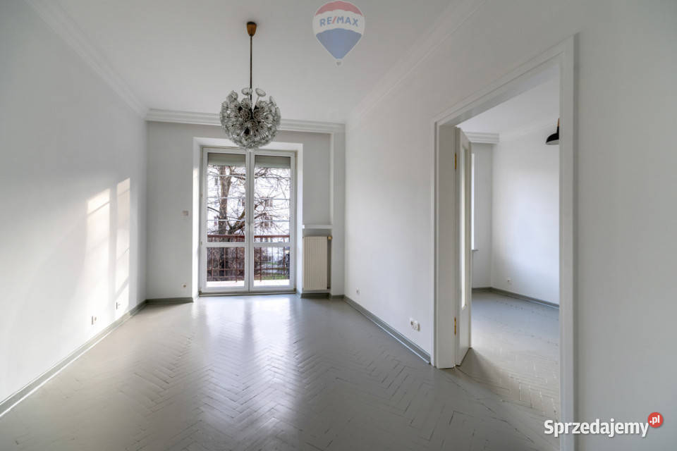 Metro kamienica malowaniu Warszawa