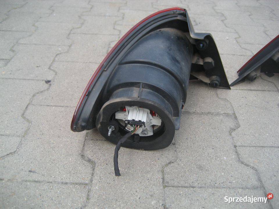 seat toledo iii 3 0409r lampa tył lewa prawa osobowe Lampy tylne Rakoniewice