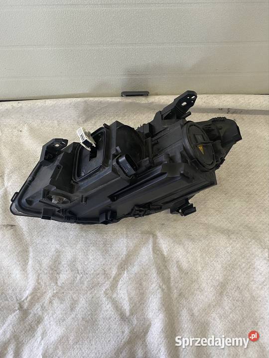 MERCEDES CLA W117 117 LAMPA BI XENON ORYGINALNA Jasienica