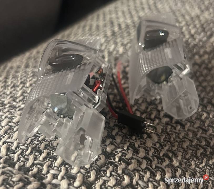 Hologram 3D LED Podświetlenie Drzwi Toyota 2 Przemyśl