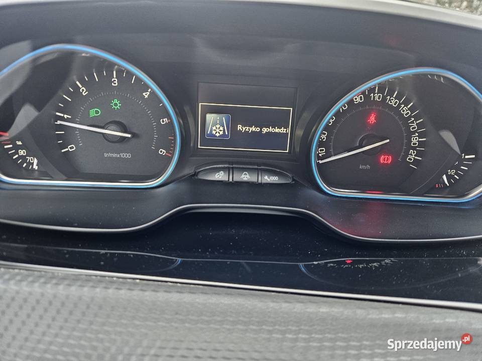 Peugeot 2008 16 HDI 100 2016 Bogata wersja Stan ASR (kontrola trakcji) 2008 Pruszcz Gdański sprzedam