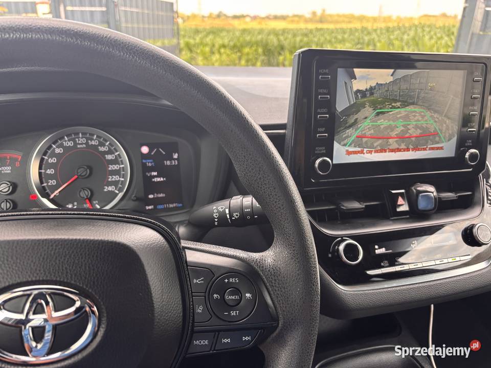 Corolla 12T salon Polska Bezwypadkowy serwis ASO gniazdo USB łódzkie