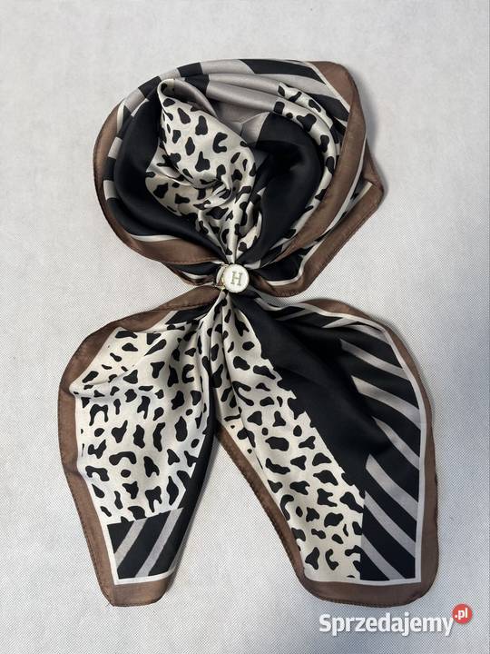 Apaszka print pantera 100 wiskoza wiosna lato
