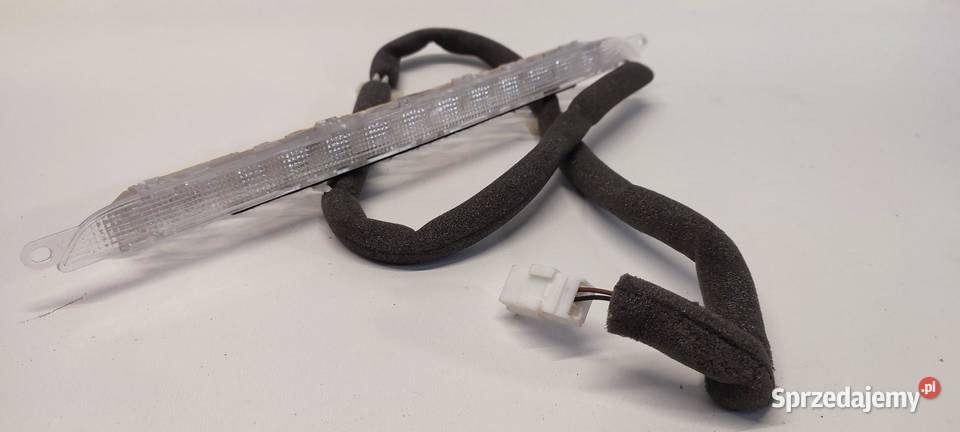 JAGUAR XF 250 TRZECIE ŚWIATŁO STOP osobowe