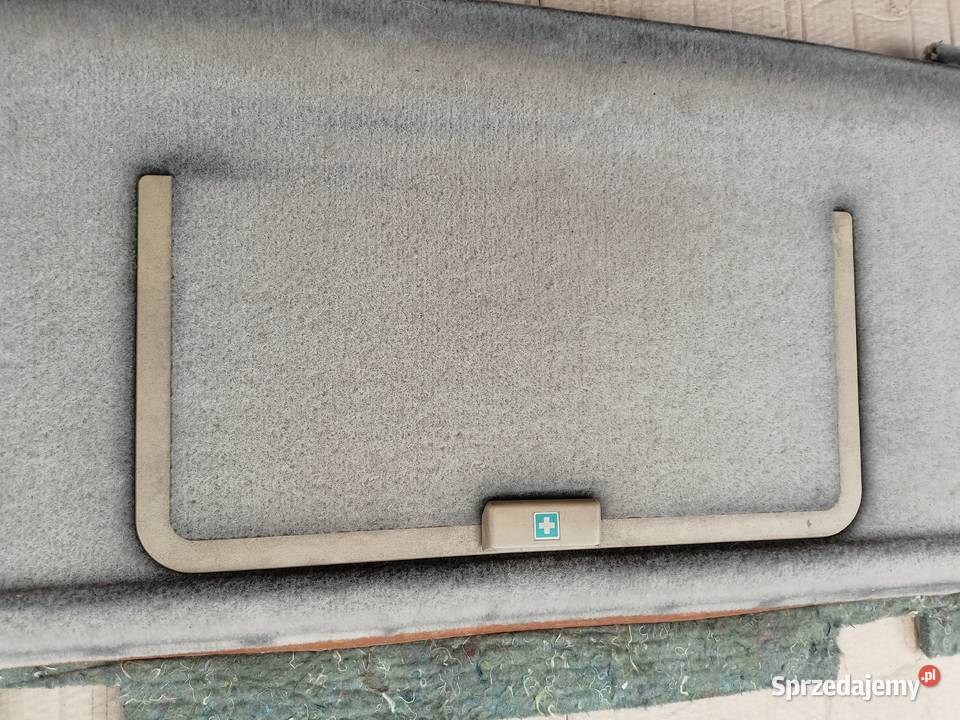 Mercedes 190 W201 tylna półka przedlift kremowa osobowe