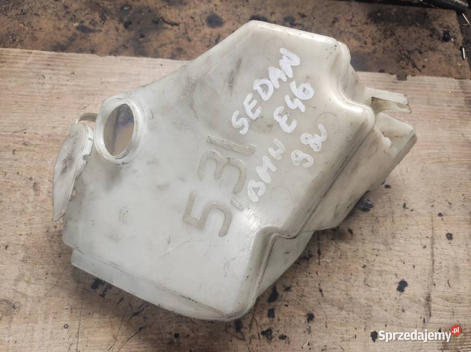 BMW E46 sedan zbiorniczek spryskiwaczy