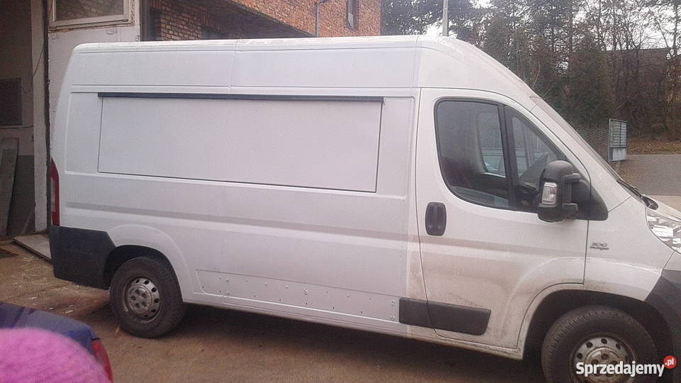 Zabudowa food truck przeróbka na foodtruck Żory