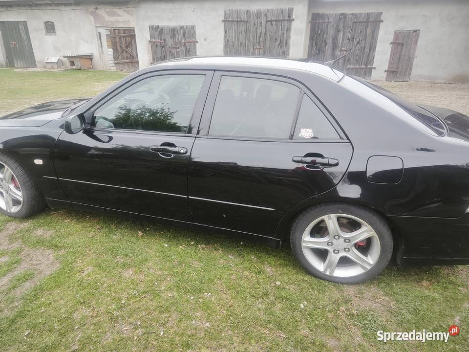 Lexus is 200 Żerechowa