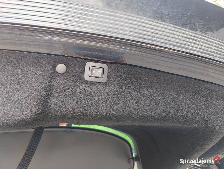 Opel Insignia 14 Turbo 140 COSMO Xenon Kombi sprzedam