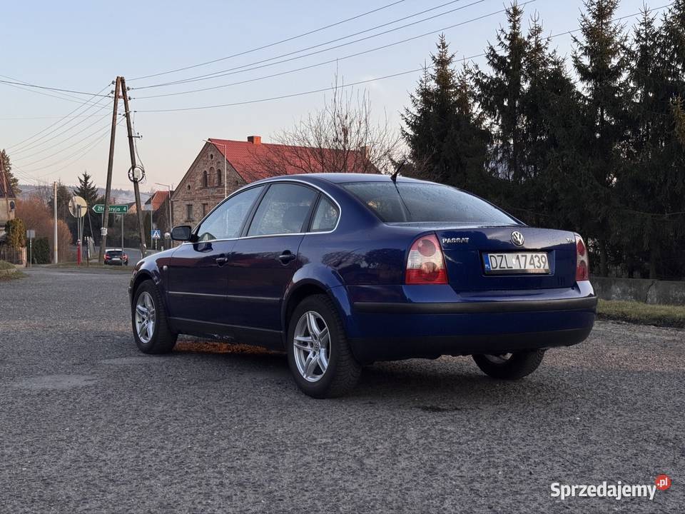 Volkswagen Passat B5FL 19tdi 130 NISKI PRZEBIEG niebieski