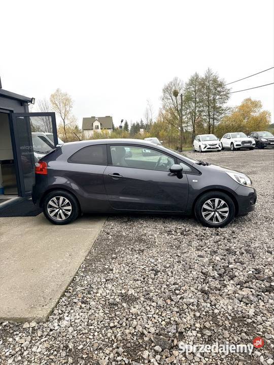 Kia Rio 14 benzyna 2014r garażowany