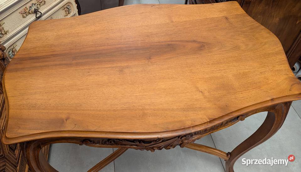 Piękny orzechowy nieduży stół ludwikowskisklep Dąbrowa Górnicza