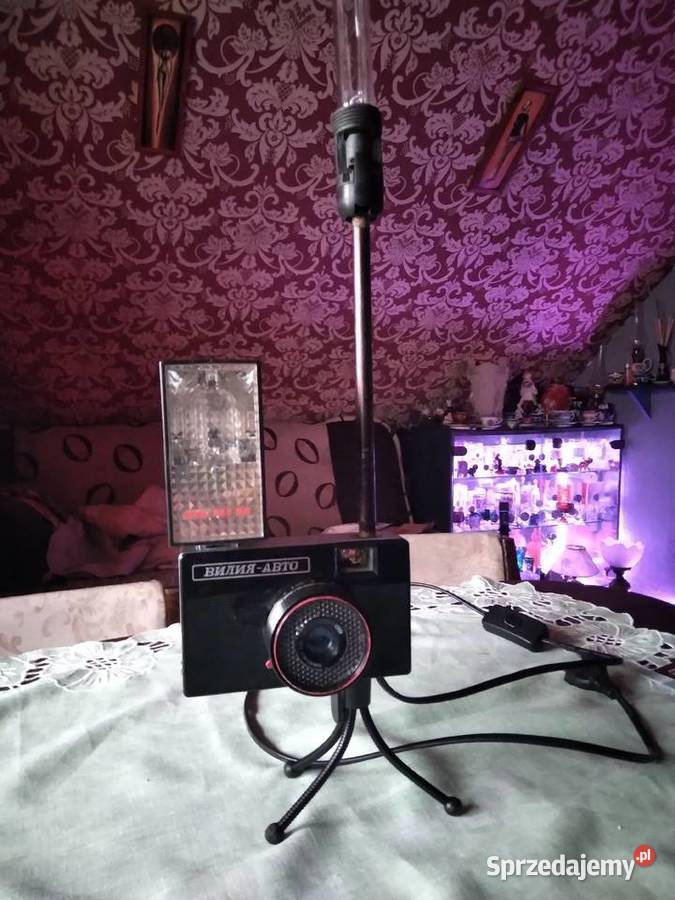 Oryginalna lampka stołowa Sejny