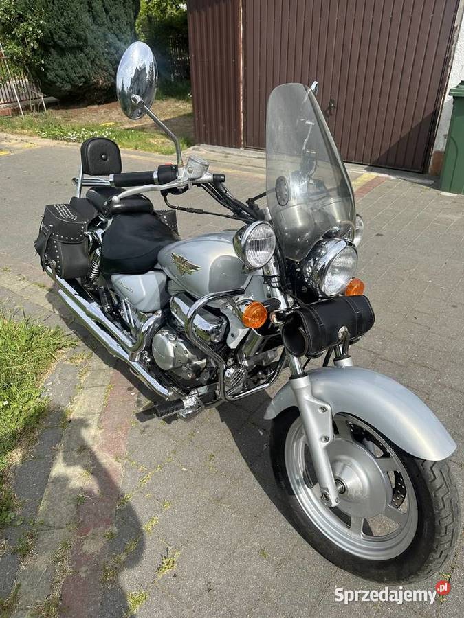 Hyosung Aquila 125