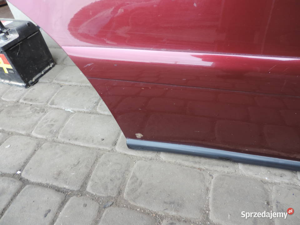 AUDI A4 B5 FL KOMBI DRZWI PRAWY TYŁ LZ3L Nowy Sącz