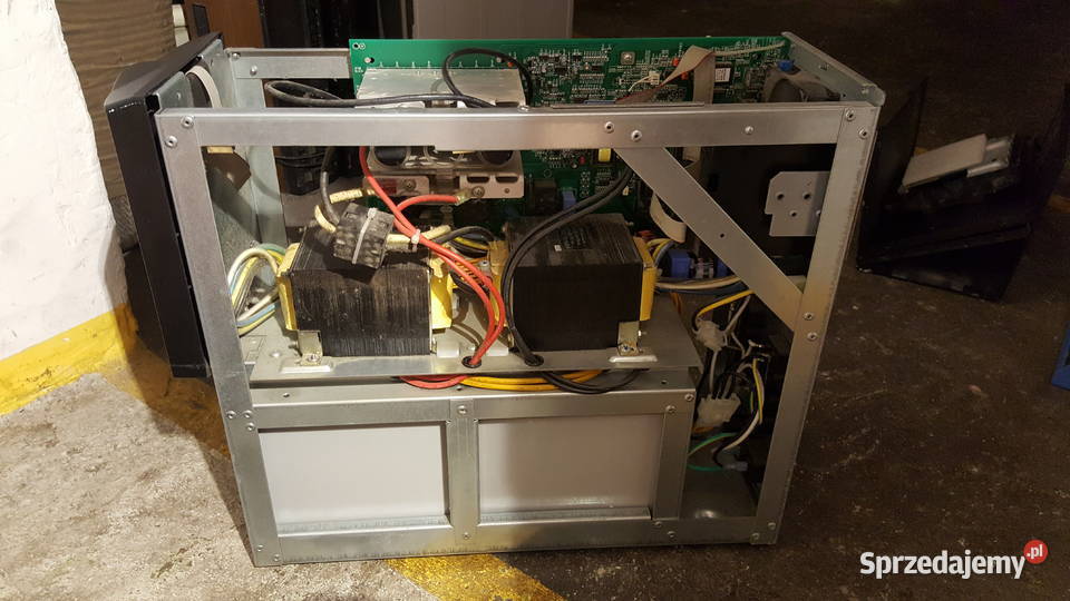 Zasilacz AwaryjnySmart UPS 2200 Czytaj opis do Pozostałe lubuskie sprzedam