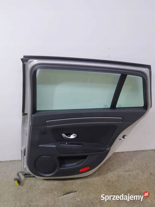 DRZWI PRAWE TYŁ KOMBI TED69 Renault Laguna III