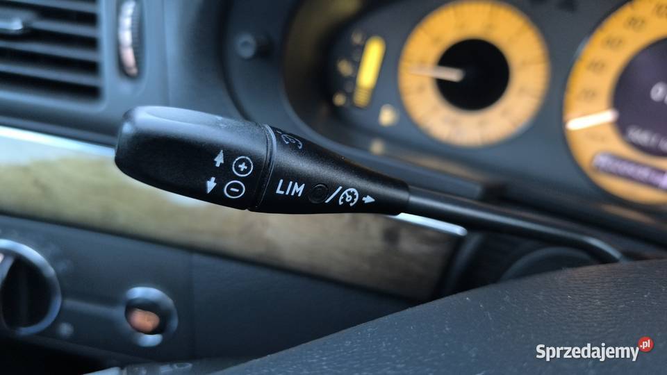 Mercedes Benz W211 Avangarde 27 177 automat