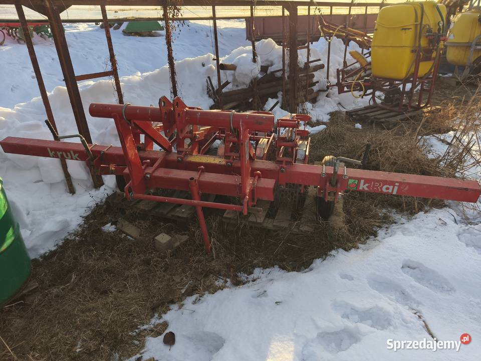 Siewnik łyżeczkowy 8 rzędowy nieuszkodzony Ujkowice