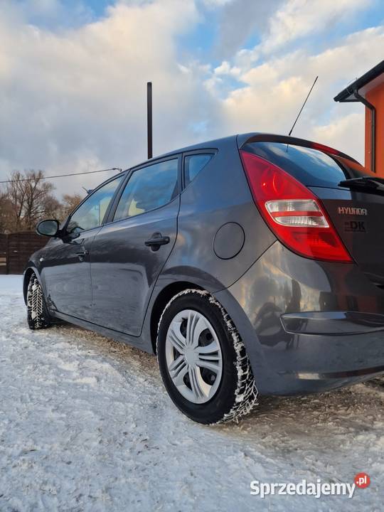 Hyundai i30 16 crdi 5 drzwi diesel Ostrowiec Świętokrzyski