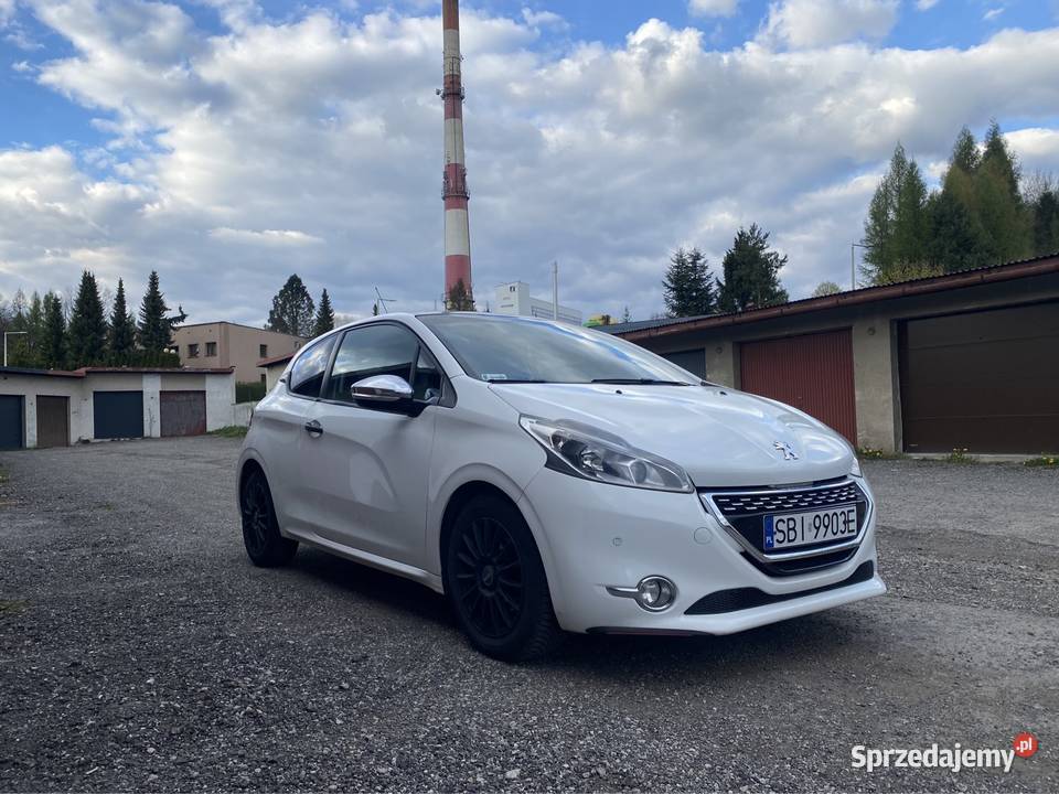 Peugeot 208 10 sport Navi Czujniki 1000cm3 Żywiec