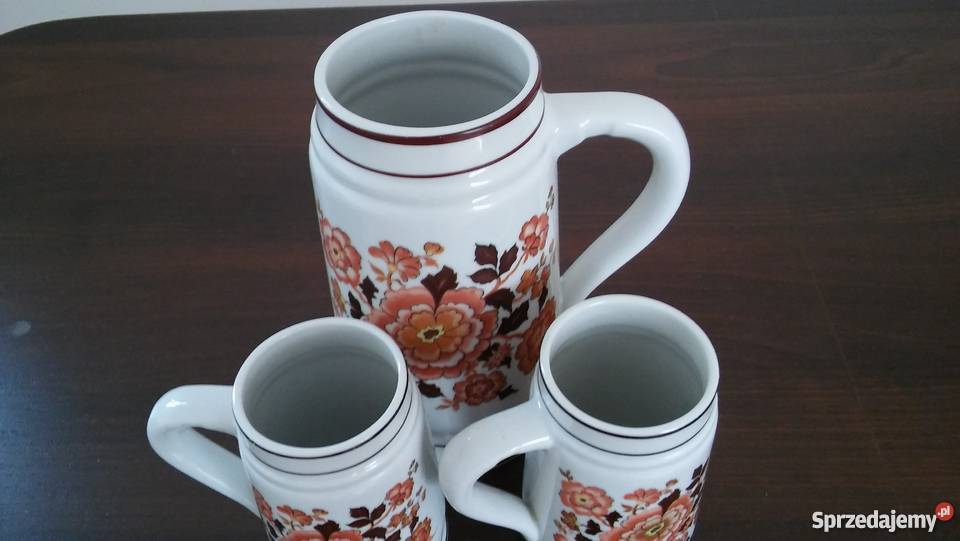 Porcelanowe kufle LIPPELSDORF 1877 GDR zestaw Tarczyn