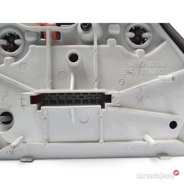 LAMPA PRAWA Mercedes Cls W219 20042010 prawy tył lubelskie Chełm