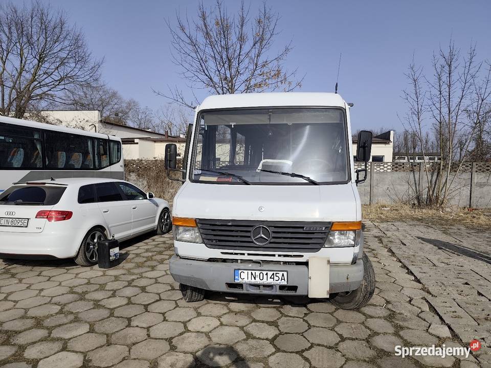 Autobus Mercedes Vario 814 Inowrocław