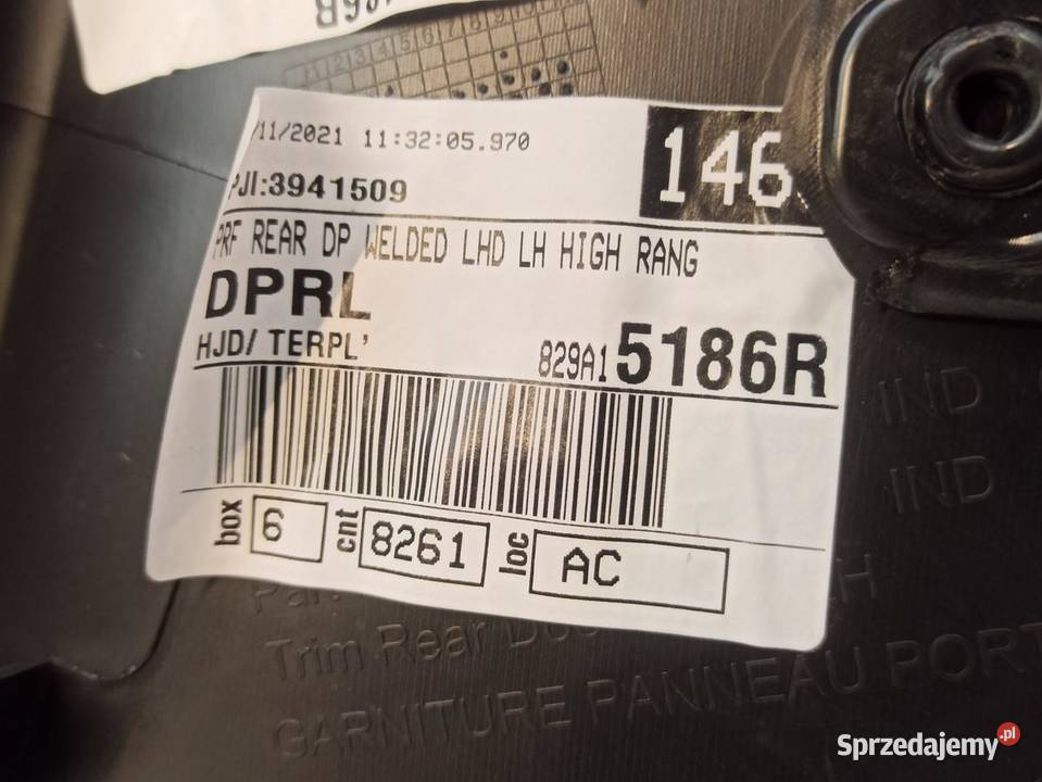 DACIA DUSTER BOCZEK DRZWI LEWY TYŁ 829A15186R