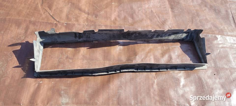 KIEROWNICA WLOT POWIETRZA MERCEDES W177 Ruda Śląska sprzedam