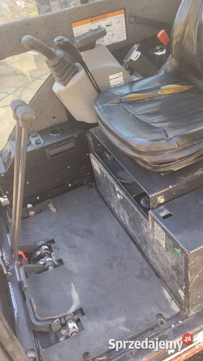 Kubota koparka mini koparka bobcat 2007 2300 Motoryzacja małopolskie Krzeszowice
