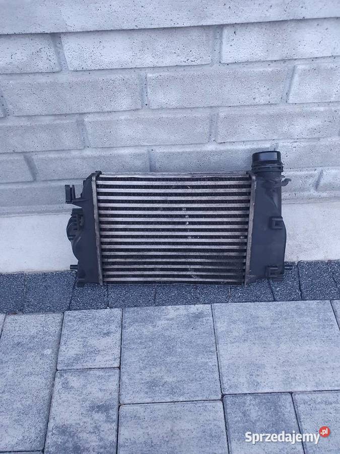 Nissan Qashqai J11 lift chlodnica powietrza