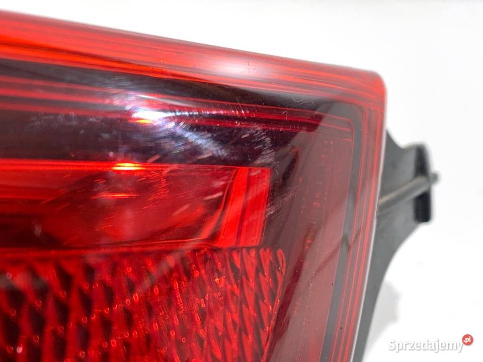 LAMPA TYŁ LEWA WEWNĘTRZNA NISSAN QASHQAI J11