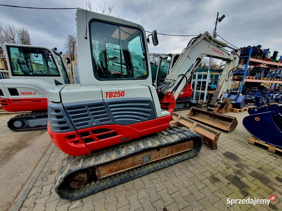 Koparka Takeuchi TB250 5 ton stan Nowa niższa Kabina Bielsko-Biała