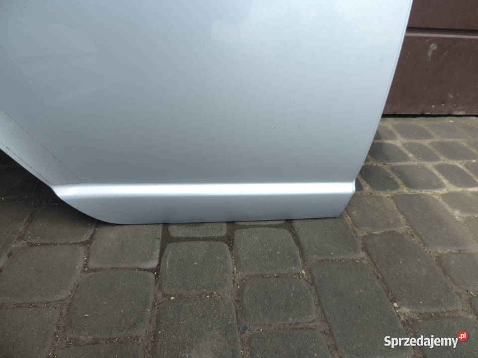 DRZWI PRAWY TYŁ TOYOTA YARIS I HB FL 1E7 małopolskie Nowy Sącz