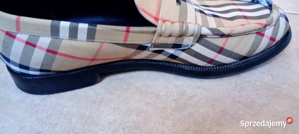 Luksusowe buty męskie marki Burberry Wagowo