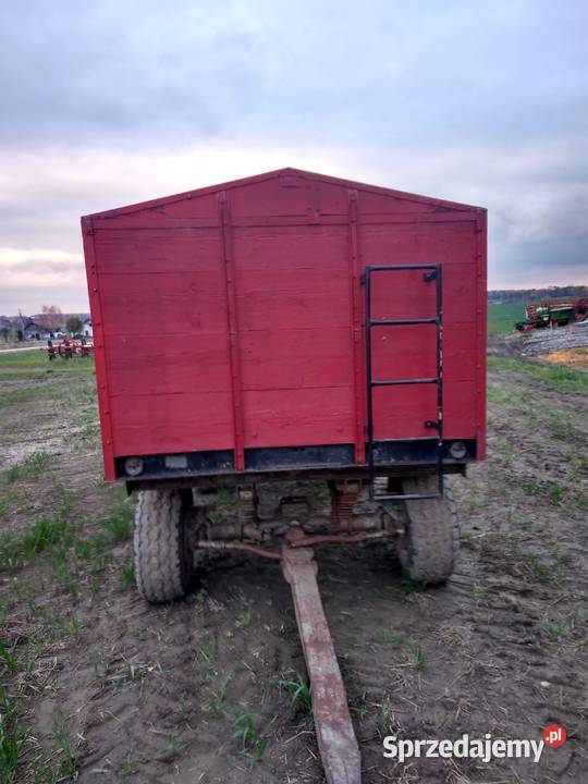 przyczepa z rozrzutnika Chojnik