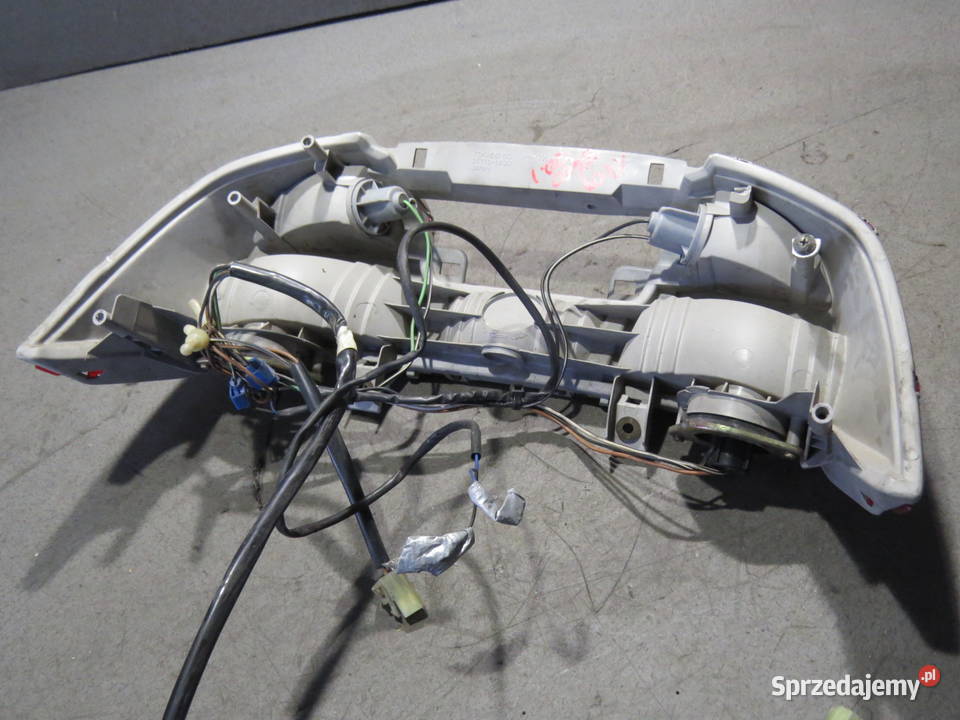 SUZUKI BURGMAN 400 2004 K4 250 lampa tył tylna Kierunkowskazy Warszawa sprzedam